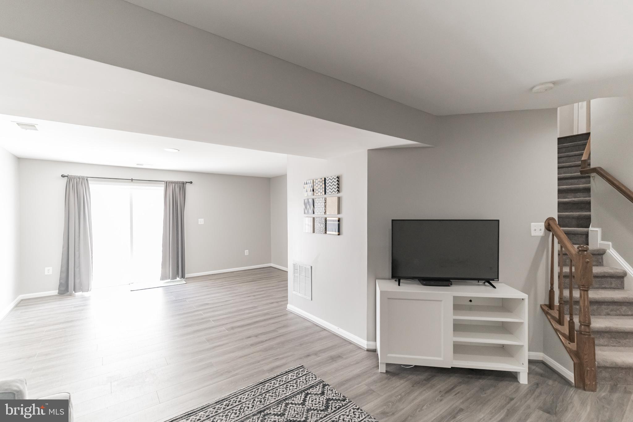 OXBOW ESTATES - Residential