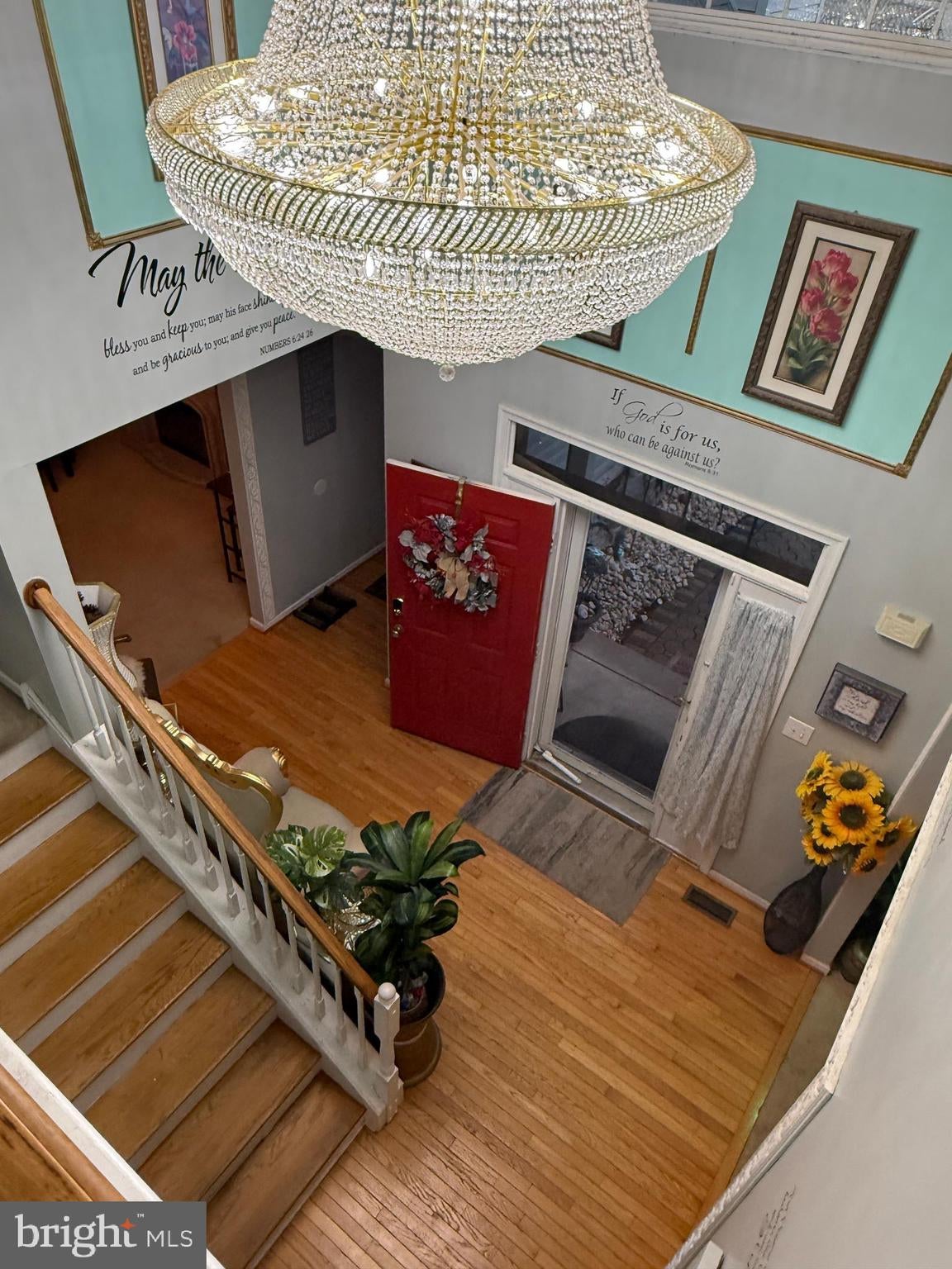 702 CARRIAGE CIRCLE