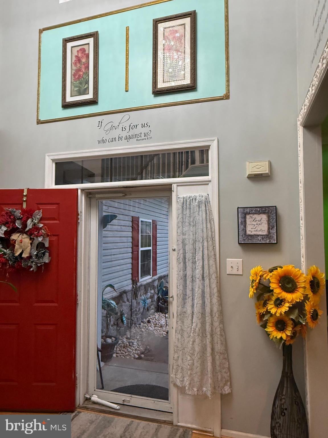 702 CARRIAGE CIRCLE