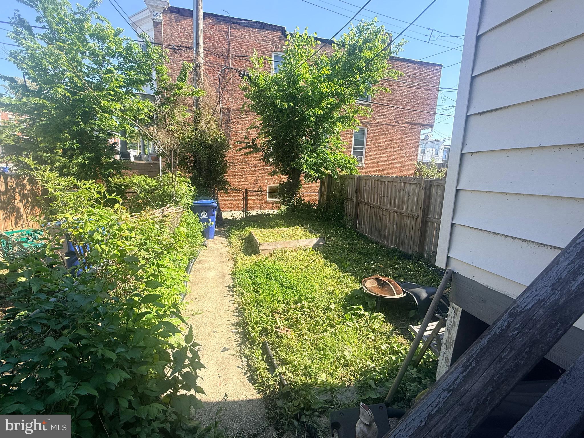 WAVERLY - Residential