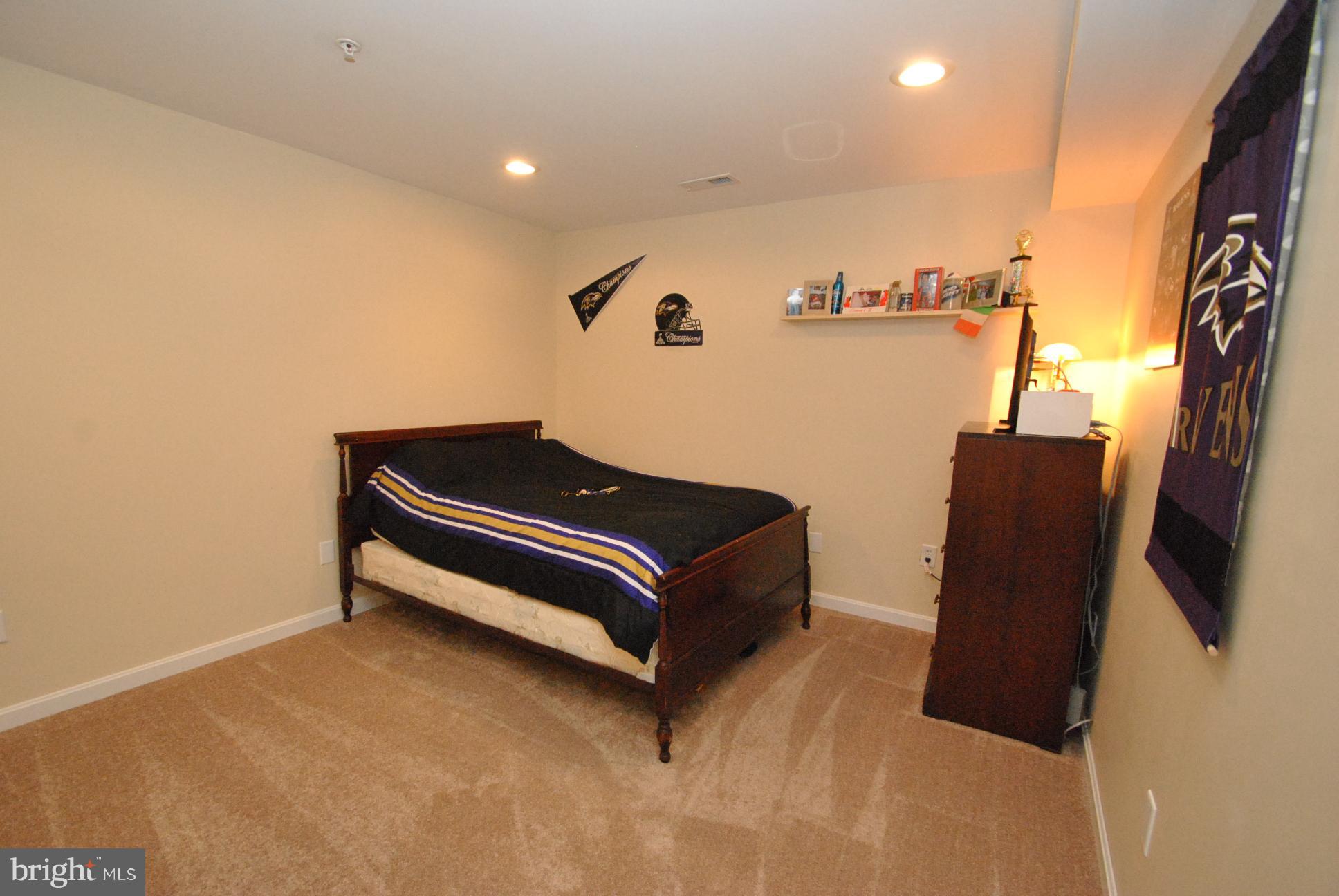 WINTERS RUN MANOR - Residential