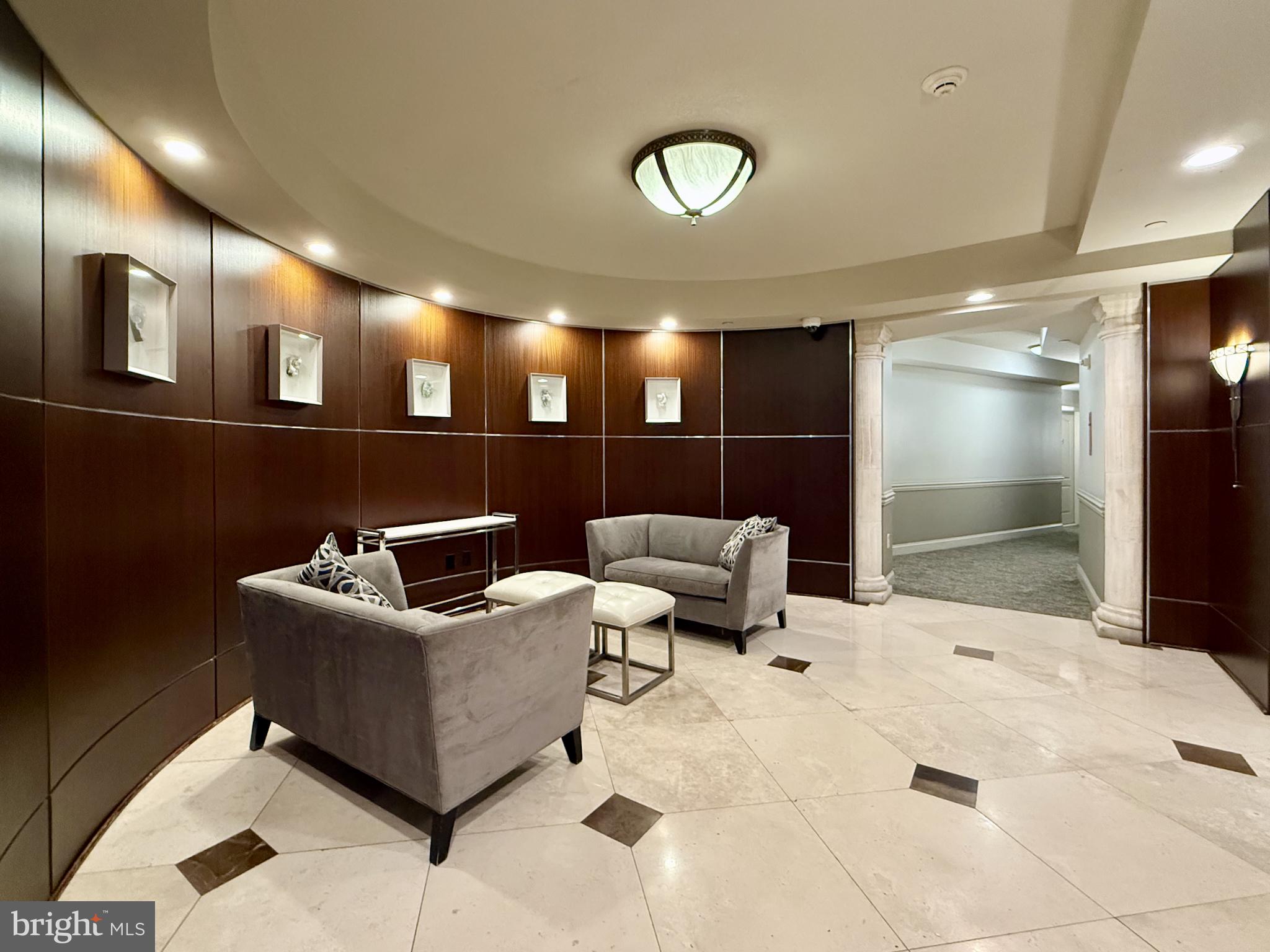 LOGAN CIRCLE - Residential