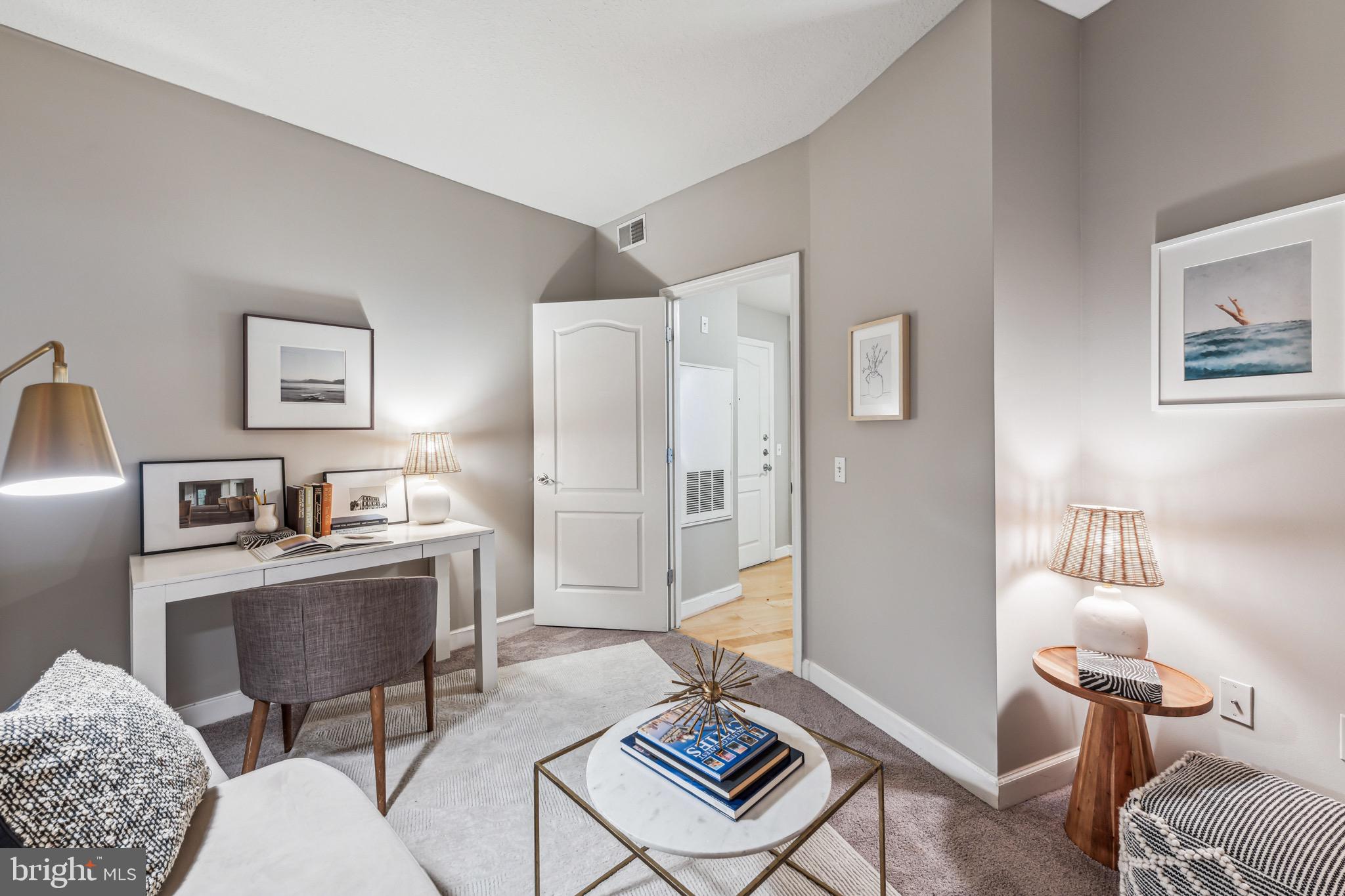 LOGAN CIRCLE - Residential