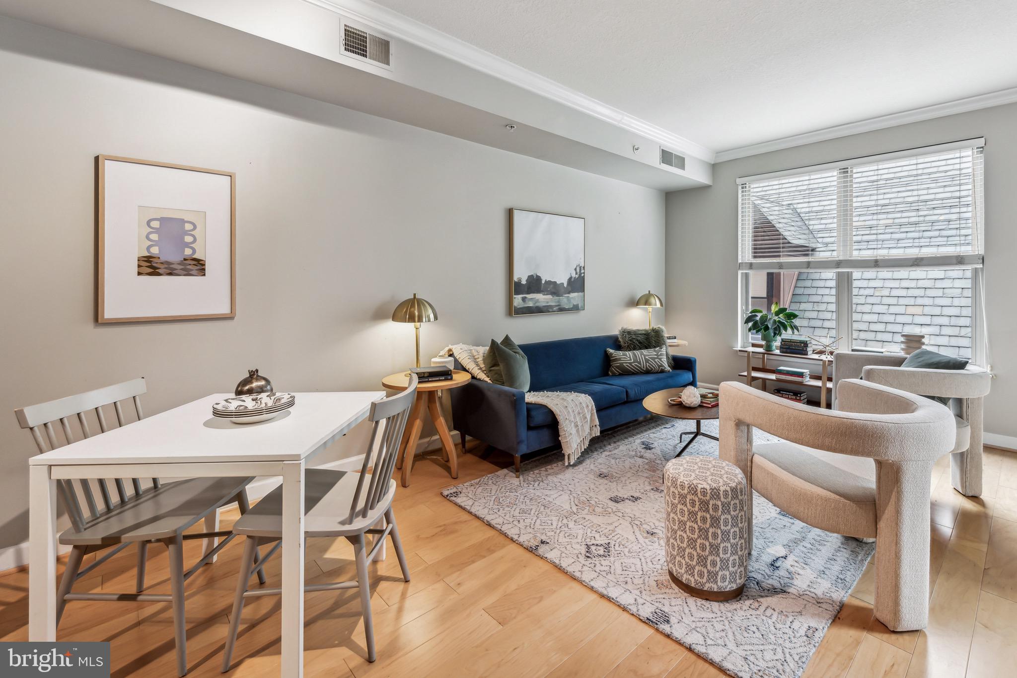 LOGAN CIRCLE - Residential