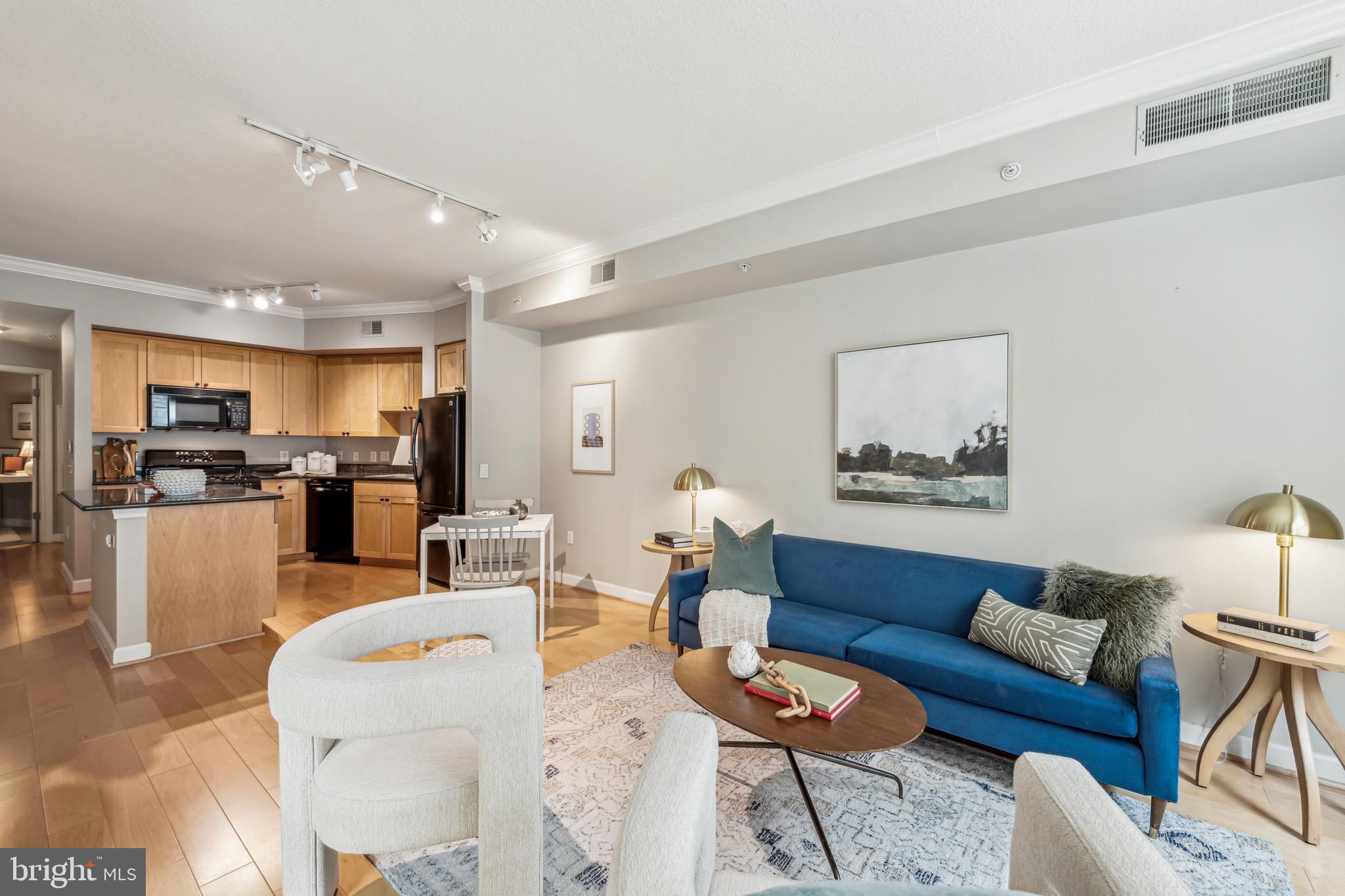 LOGAN CIRCLE - Residential