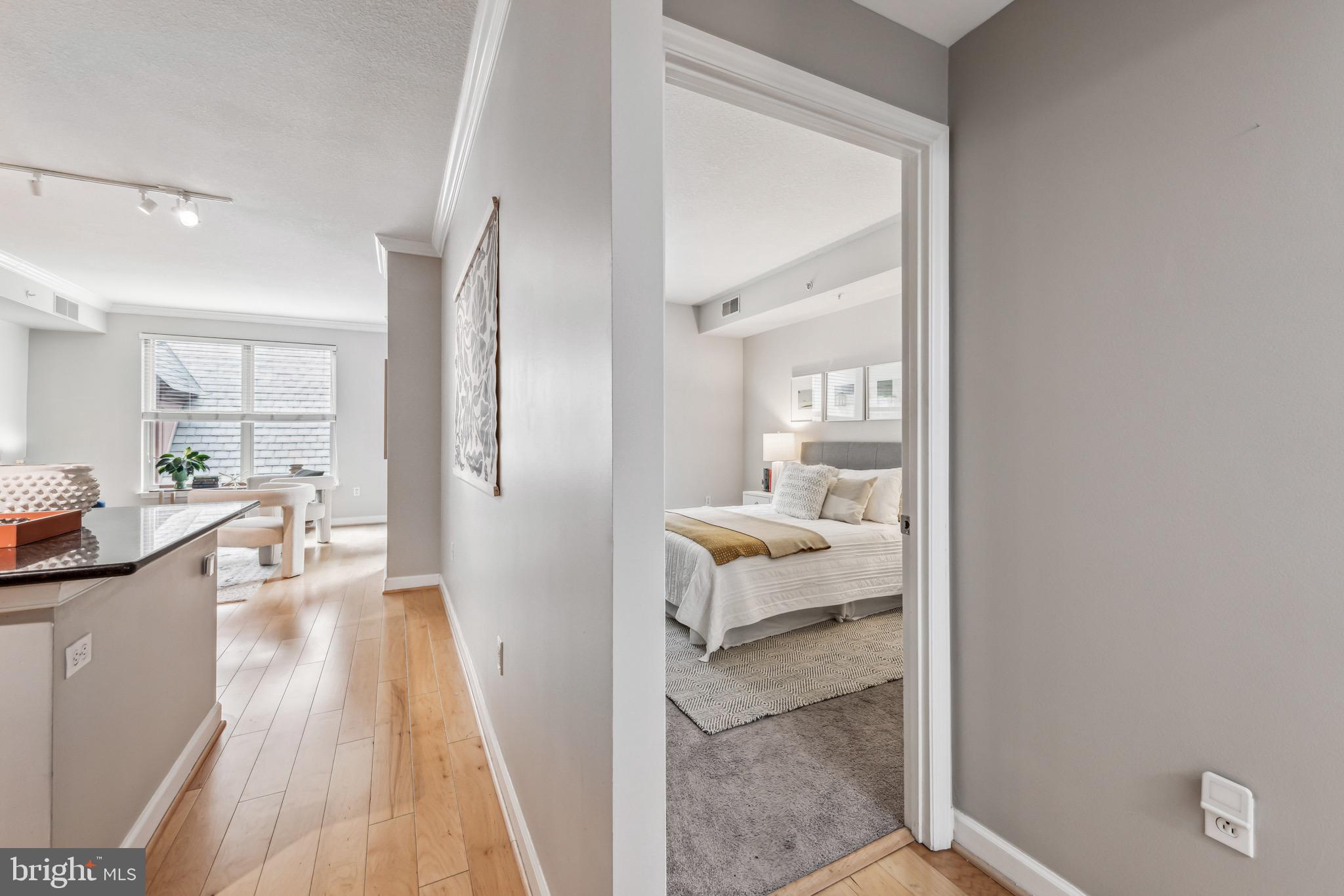 LOGAN CIRCLE - Residential