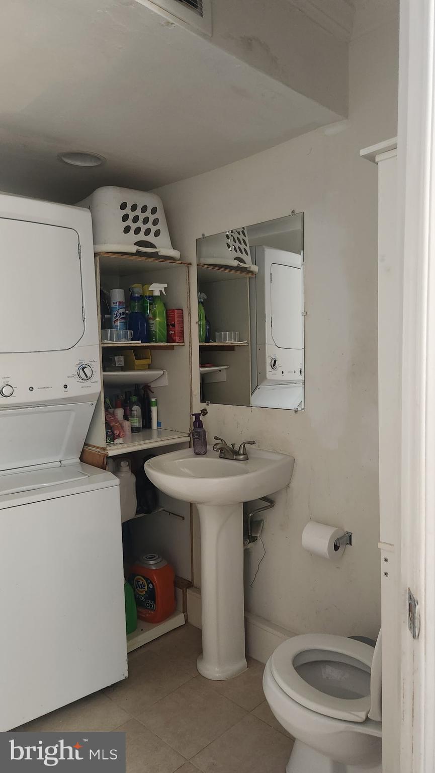 REFLECTION LAKE - Residential