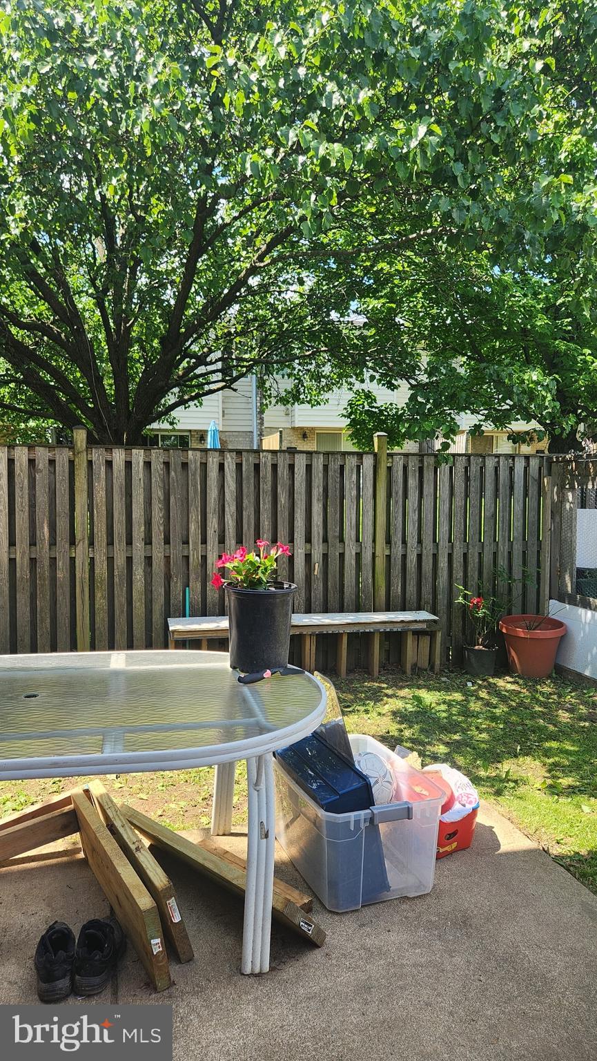 REFLECTION LAKE - Residential