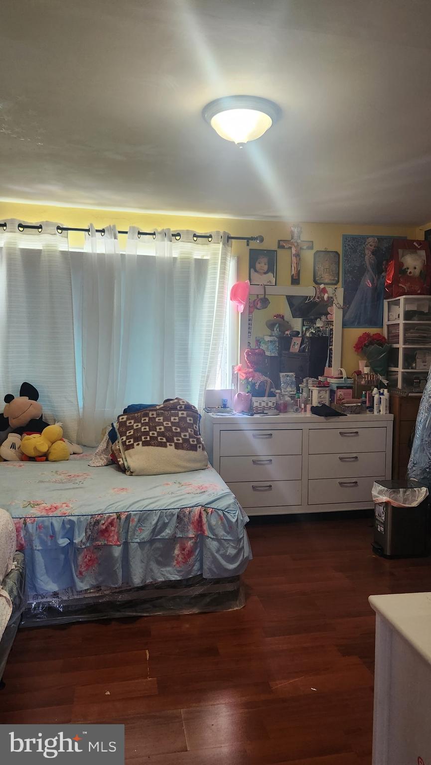 REFLECTION LAKE - Residential