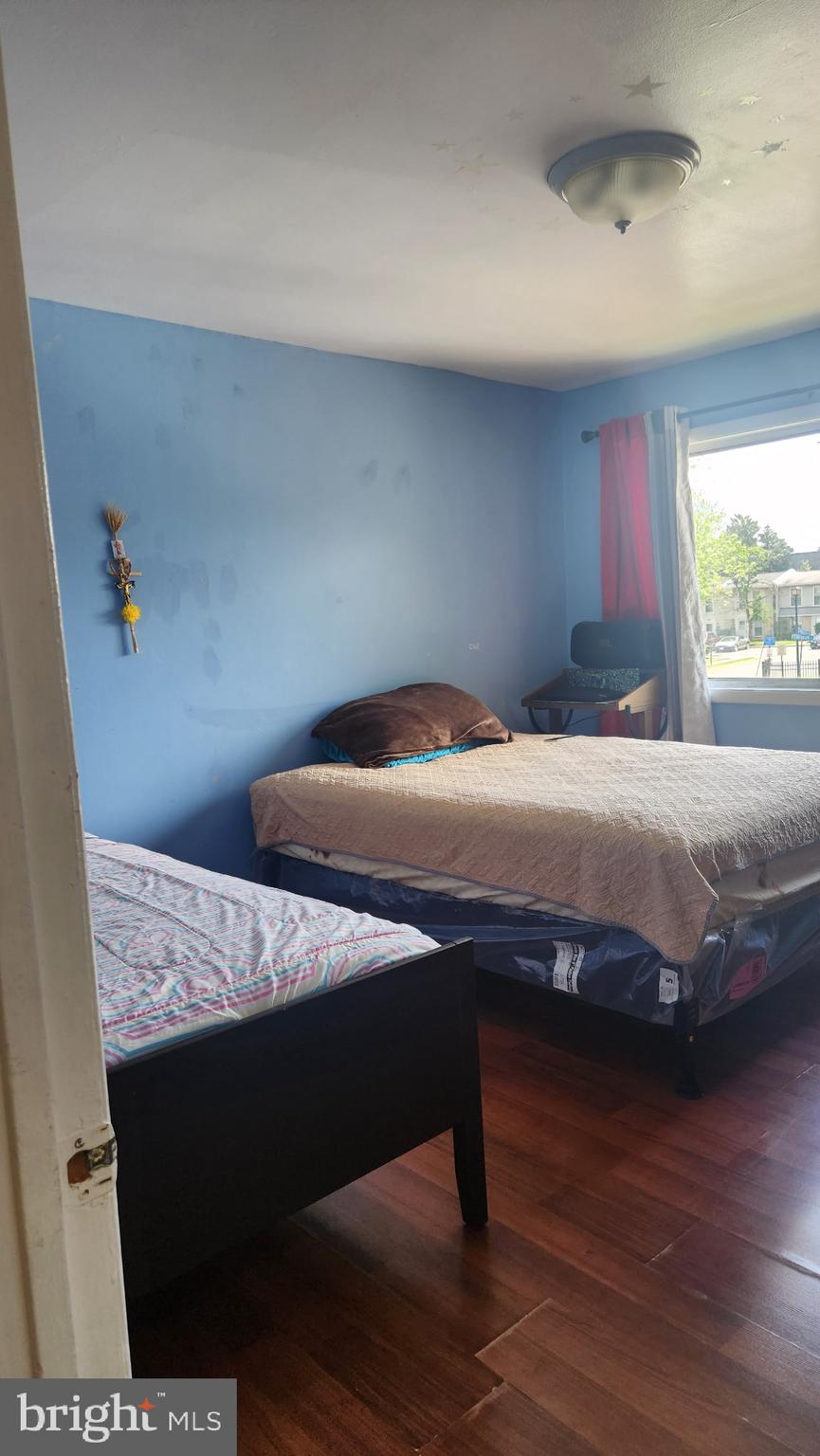 REFLECTION LAKE - Residential