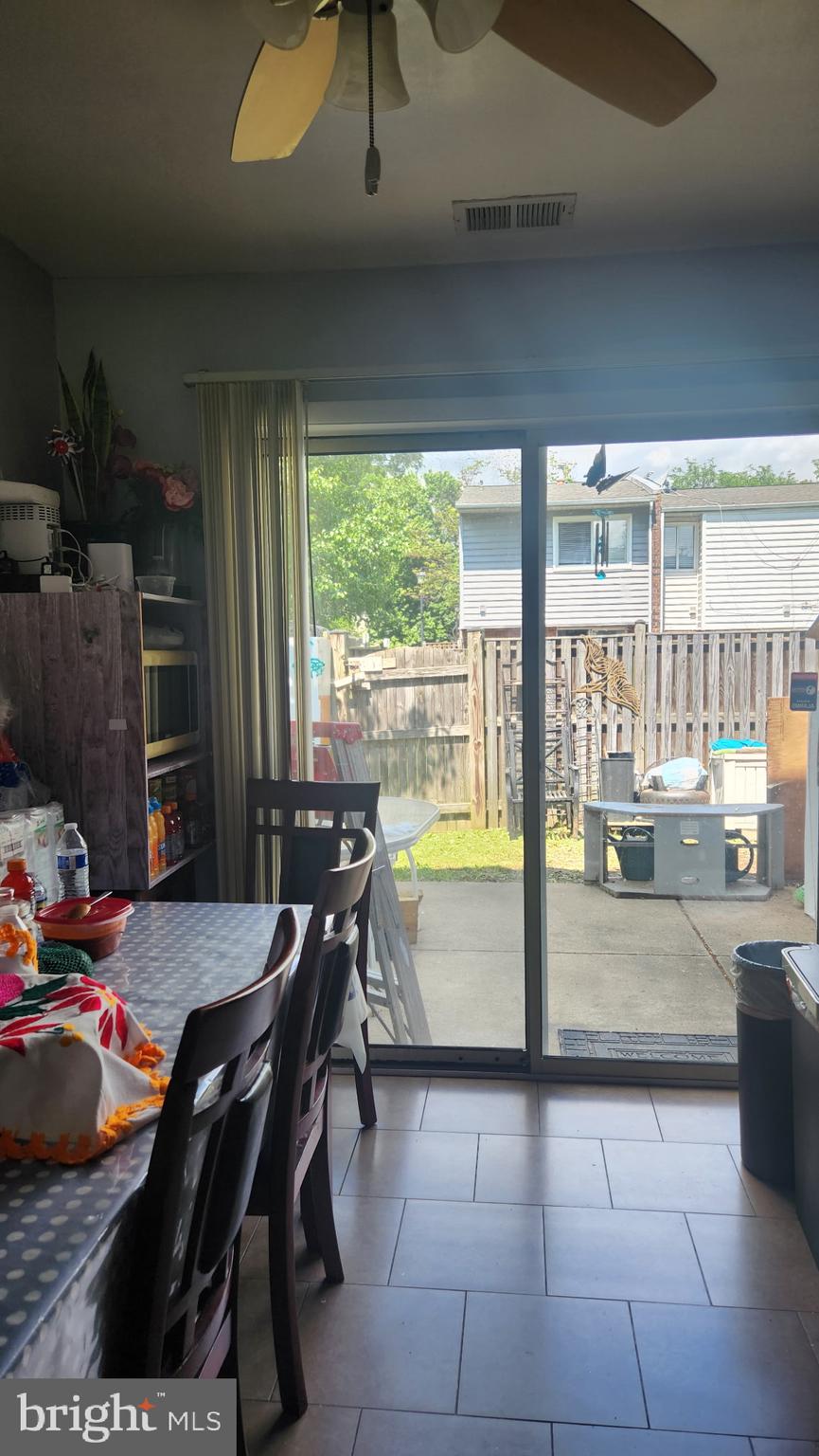 REFLECTION LAKE - Residential