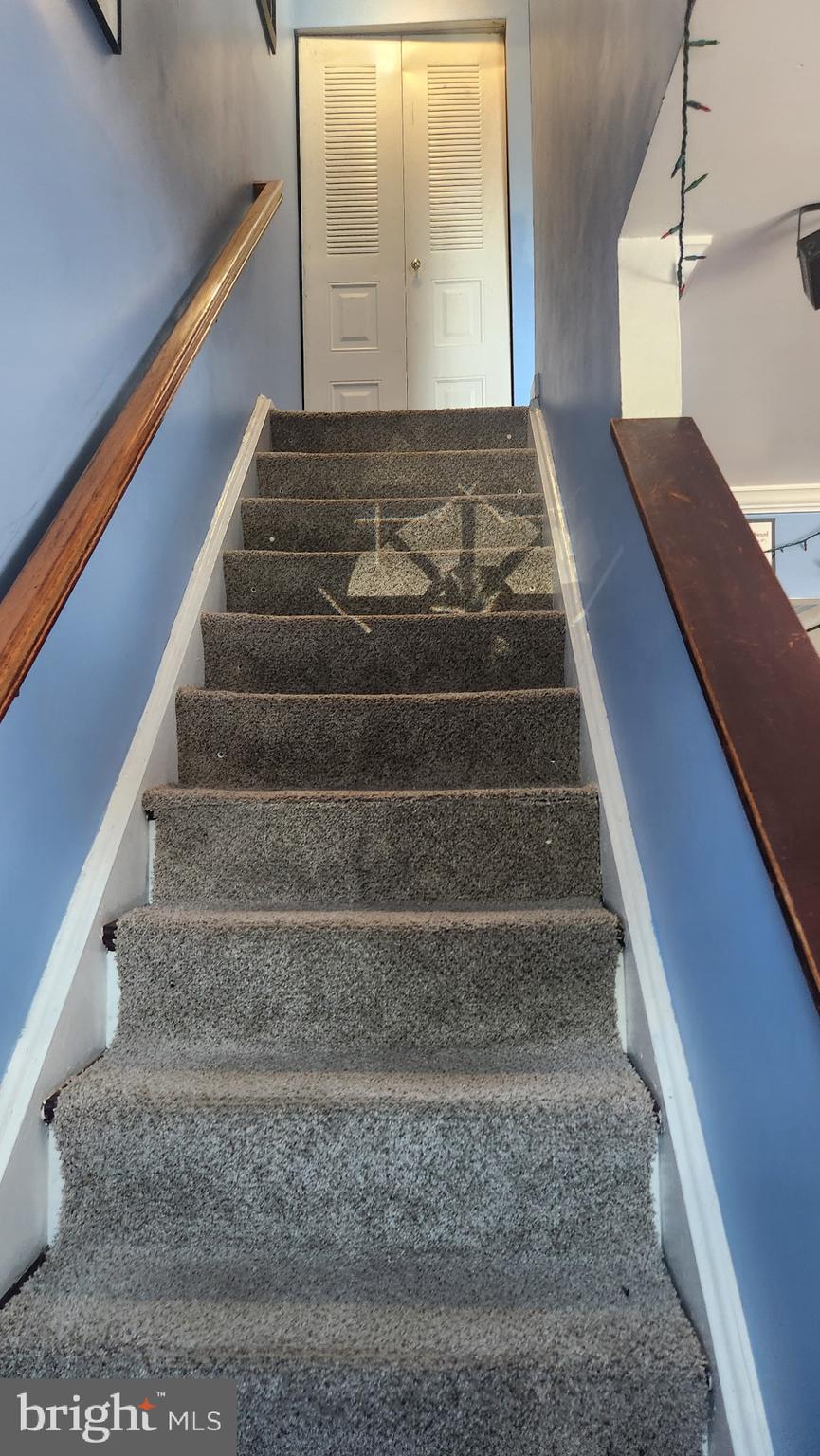 REFLECTION LAKE - Residential