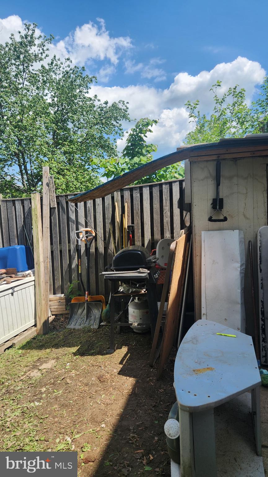 REFLECTION LAKE - Residential