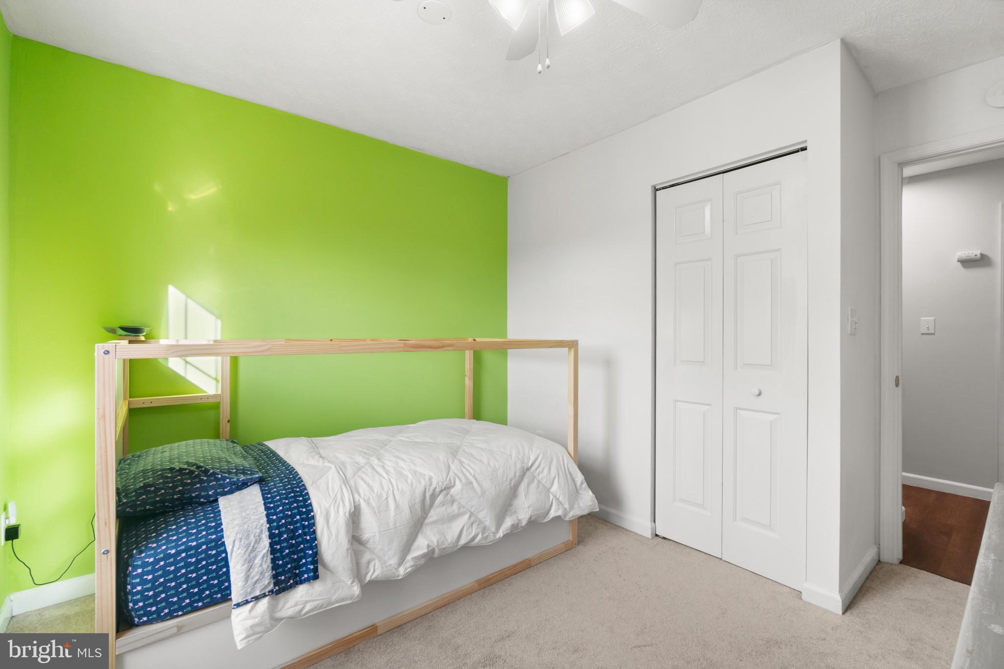 FOX CHASE - Residential