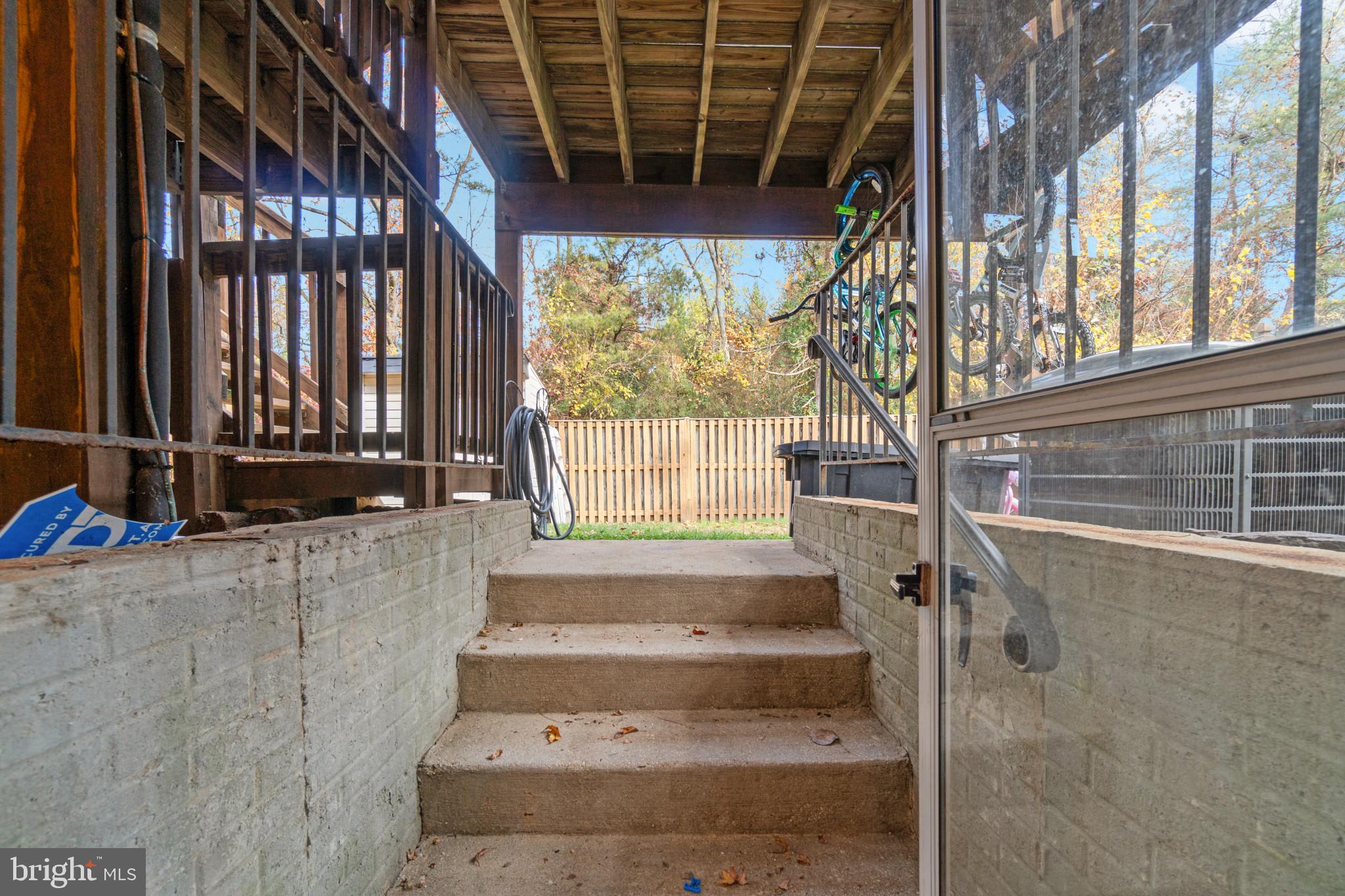 FOX CHASE - Residential