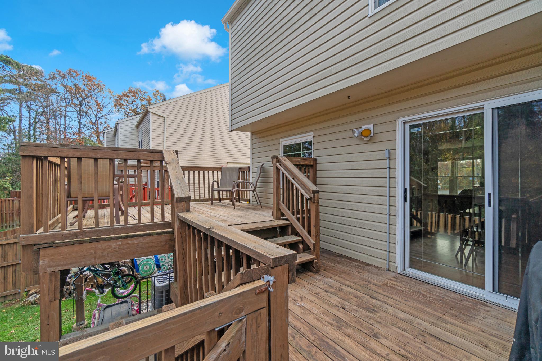 FOX CHASE - Residential