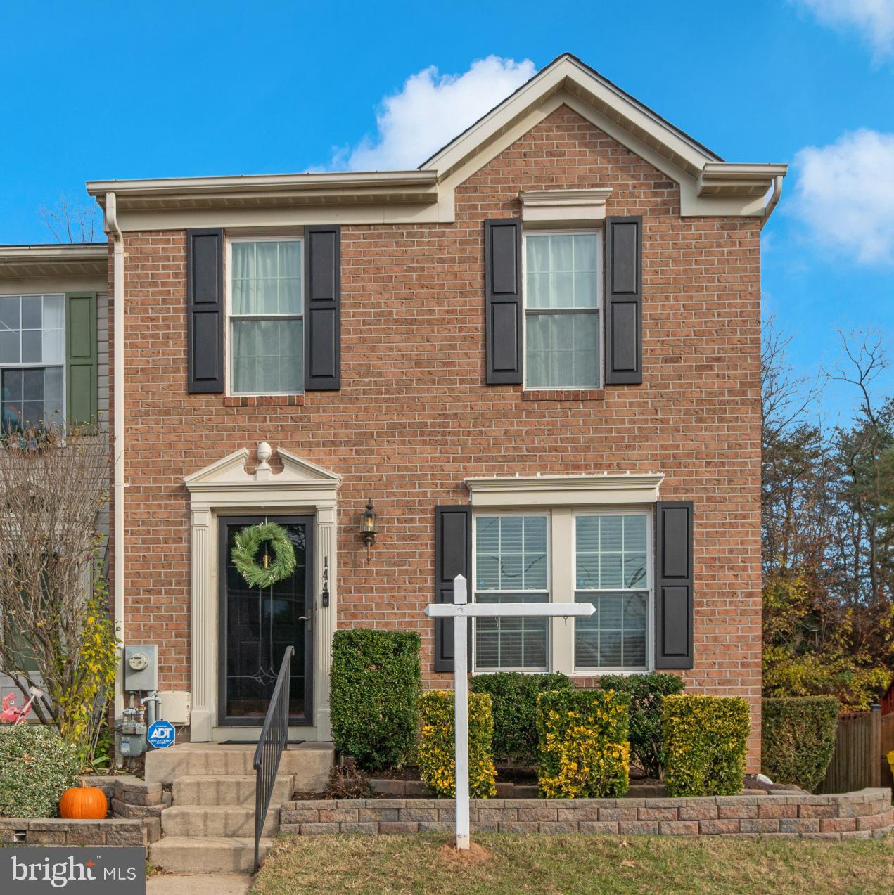 FOX CHASE - Residential