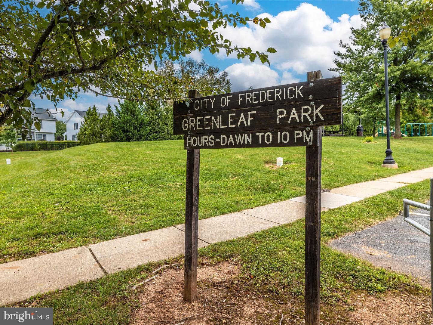 WALNUT RIDGE - Residential