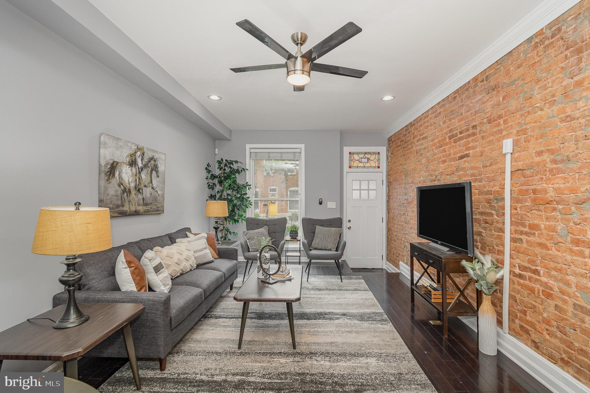 GREEKTOWN - Residential