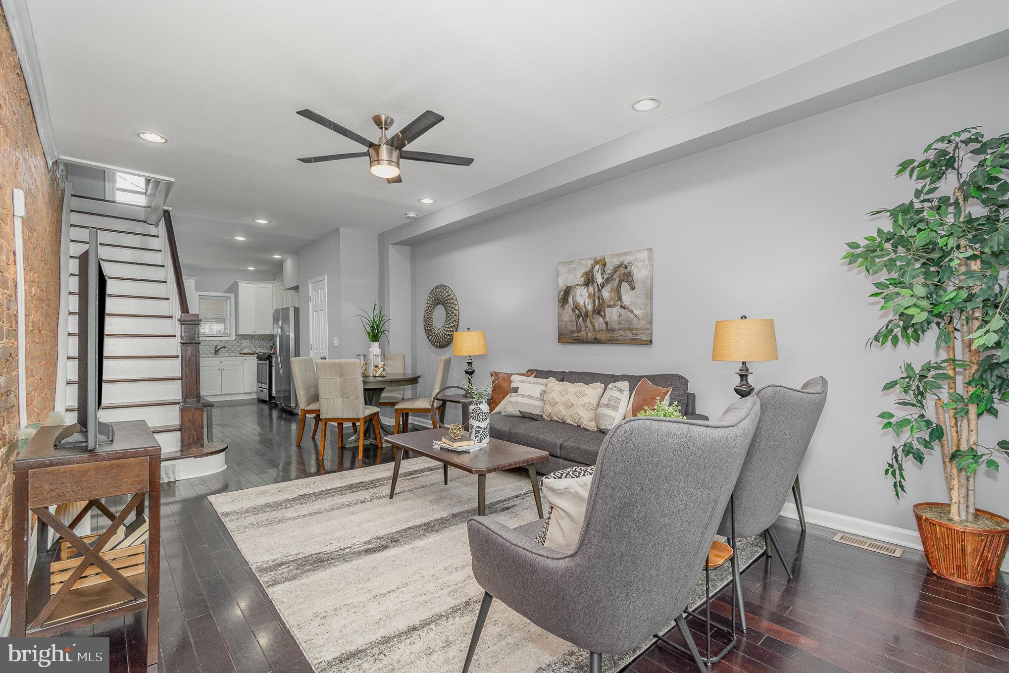 GREEKTOWN - Residential