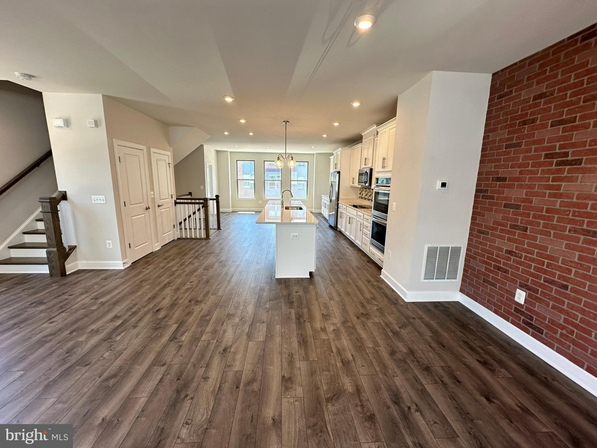 MANASSAS GATEWAY - Residential Lease