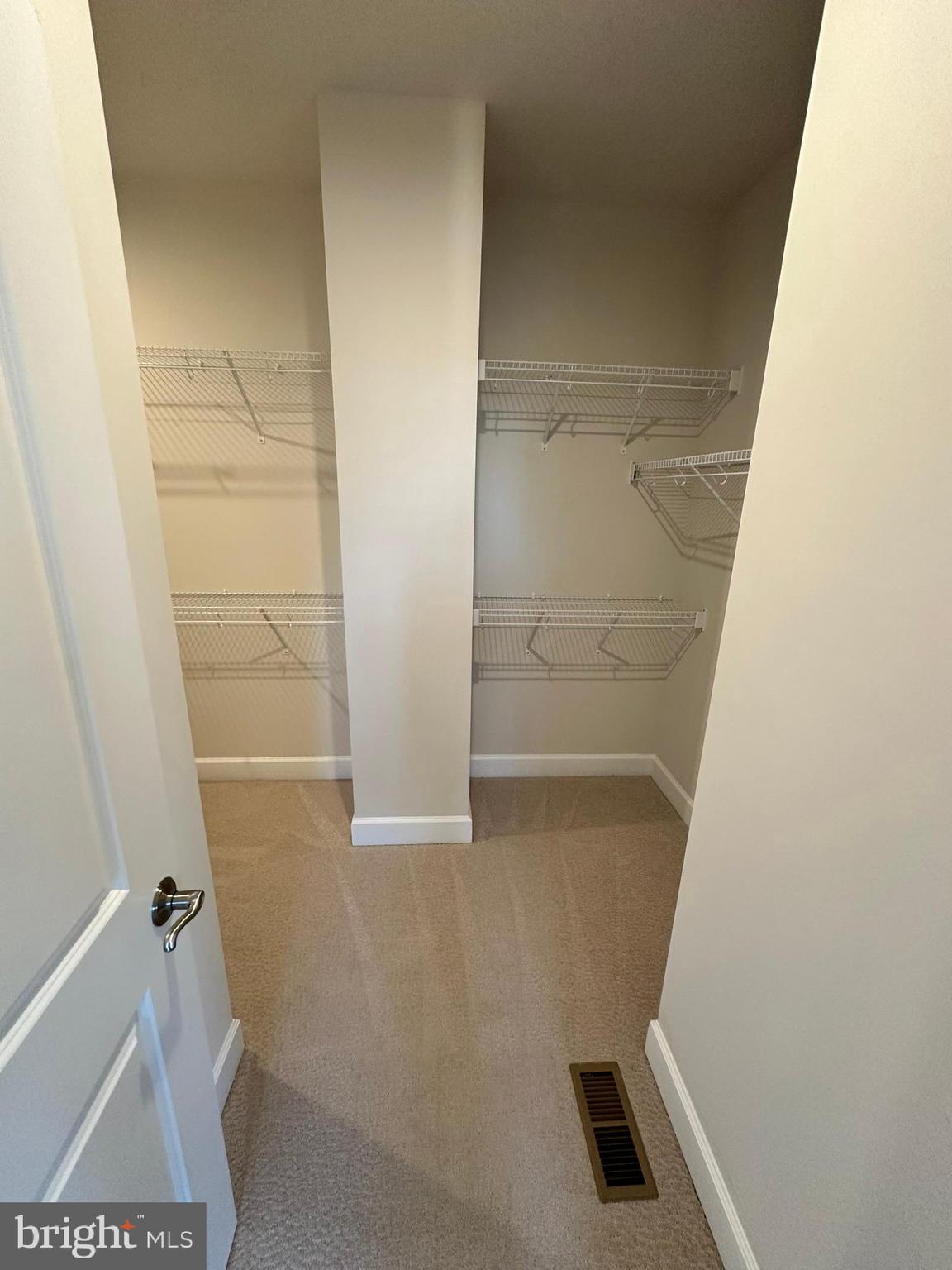 MANASSAS GATEWAY - Residential Lease