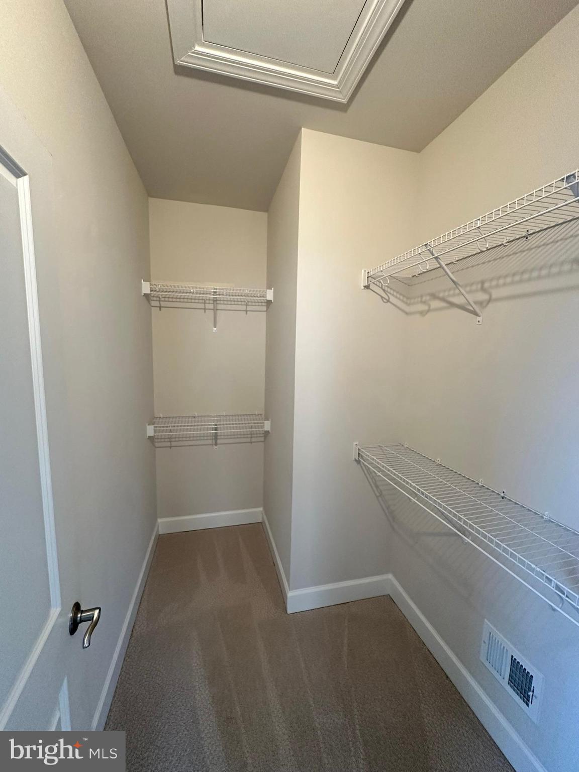 MANASSAS GATEWAY - Residential Lease