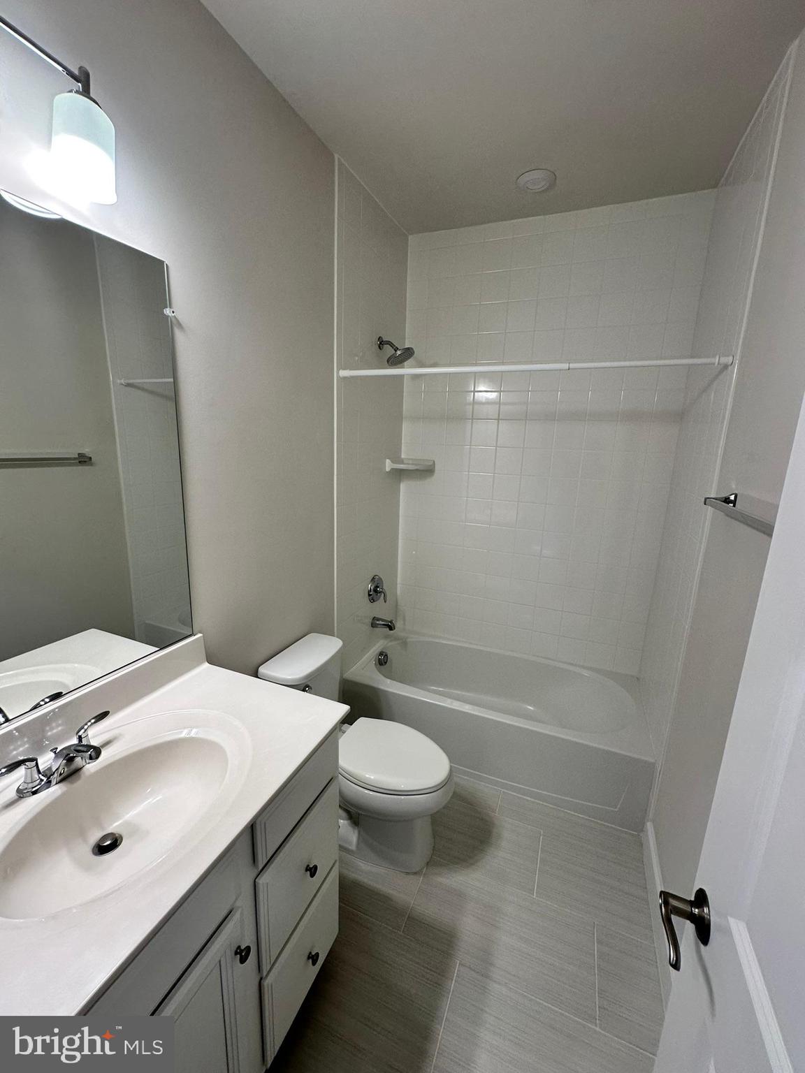 MANASSAS GATEWAY - Residential Lease