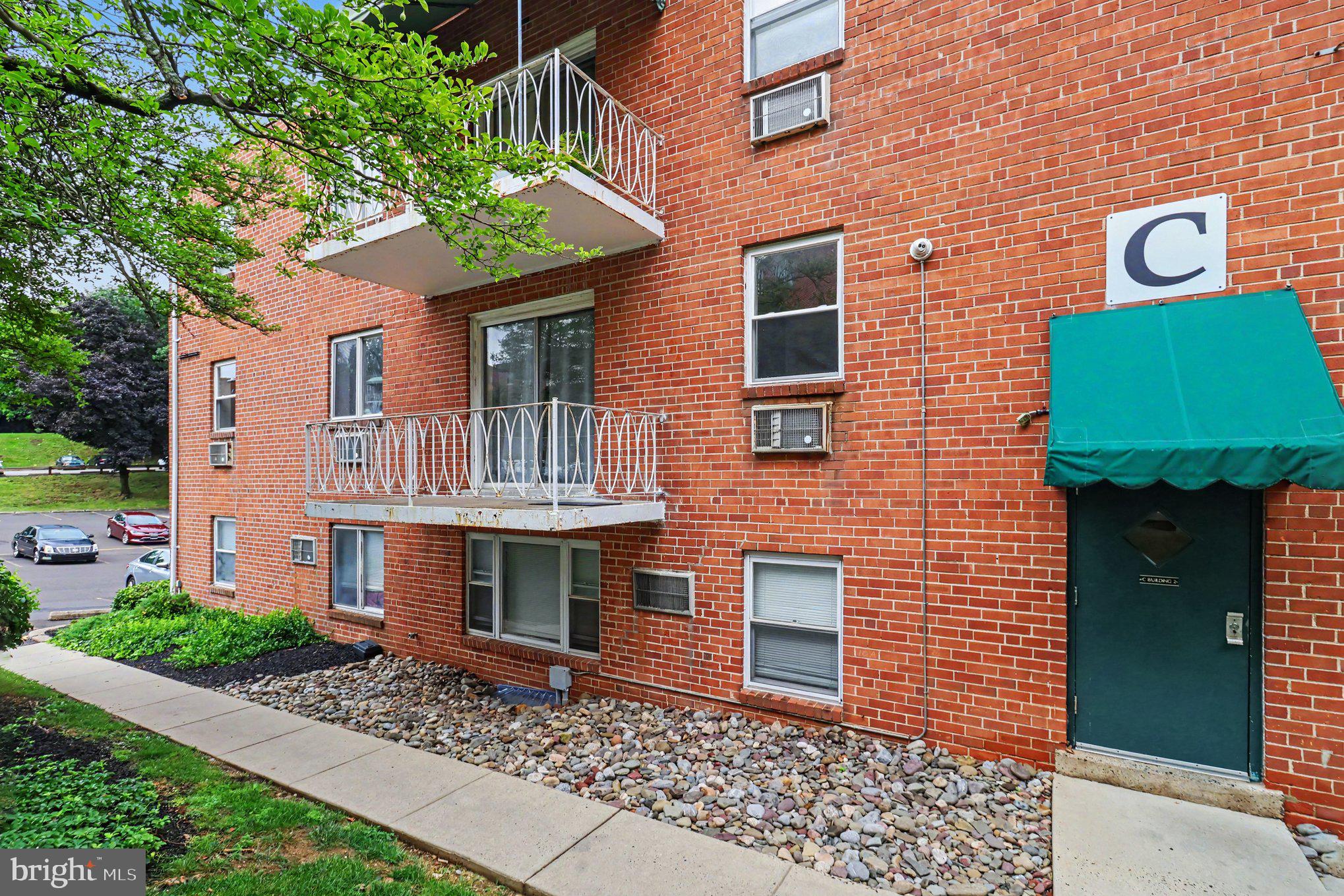 1600 CHURCH ROAD C-212
