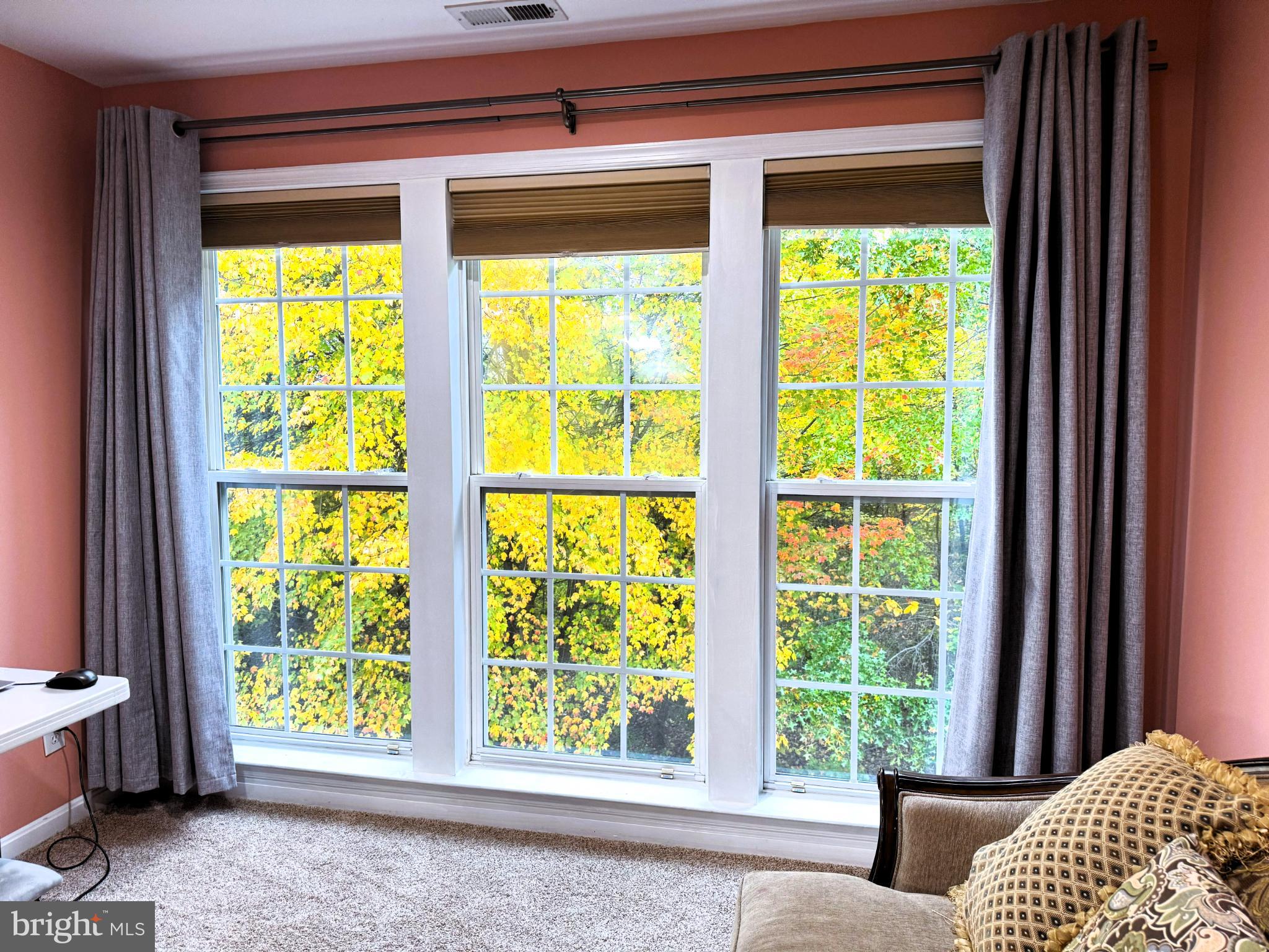 LONGFORD CROSSING - Residential