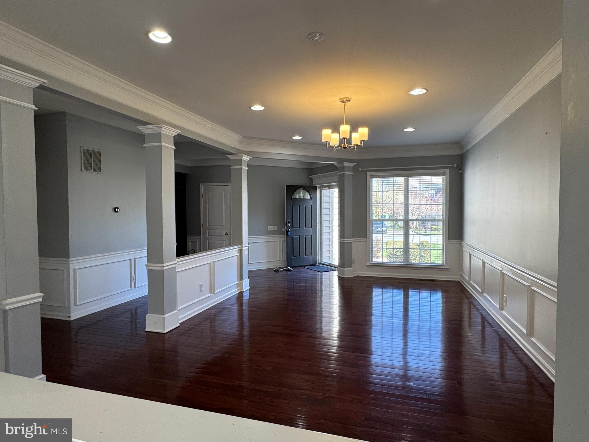 LONGFORD CROSSING - Residential