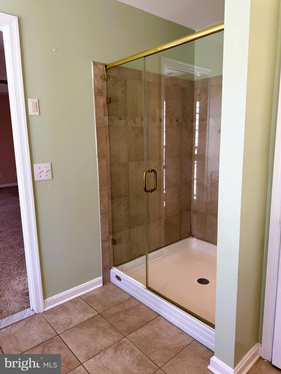 LONGFORD CROSSING - Residential