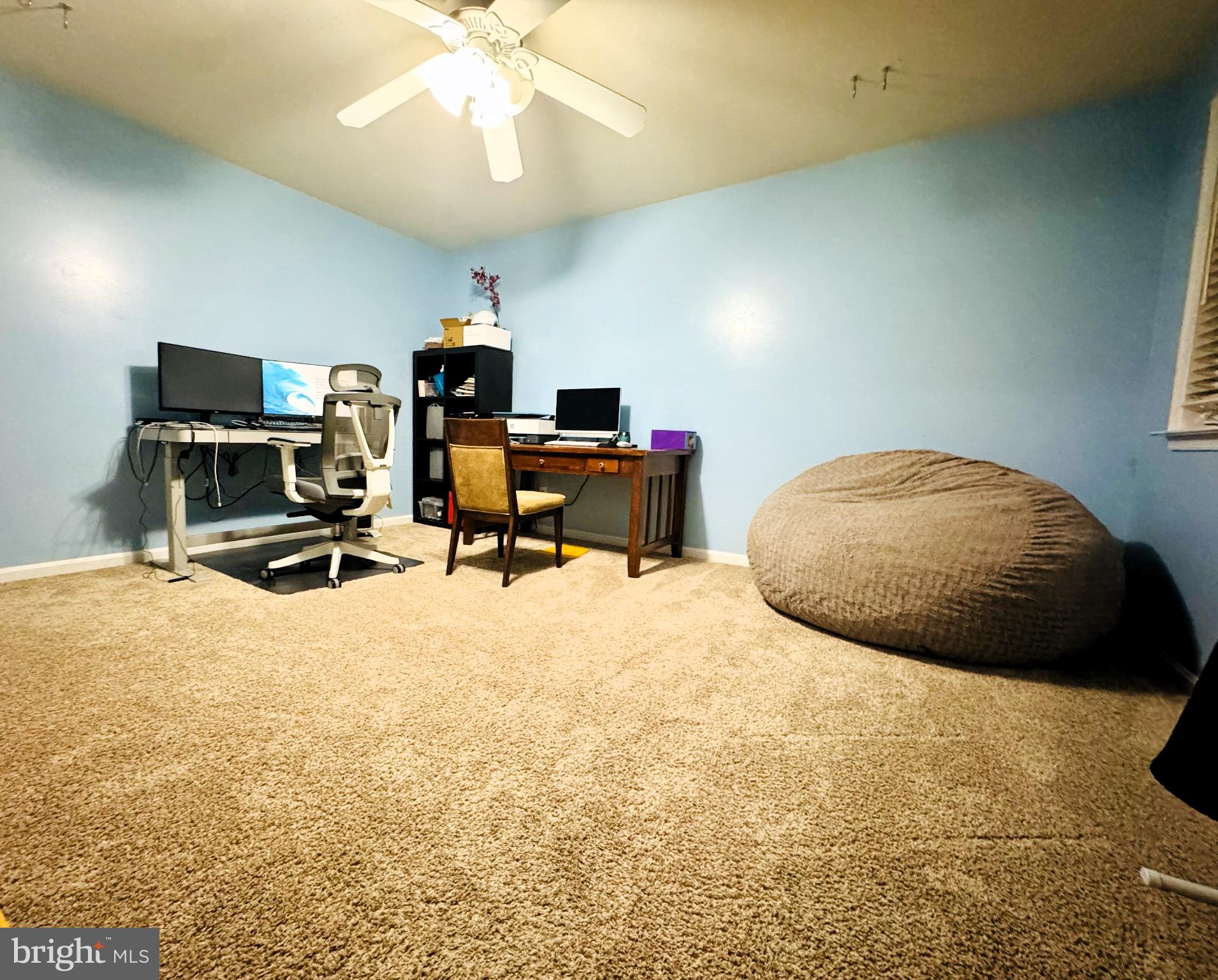 LONGFORD CROSSING - Residential