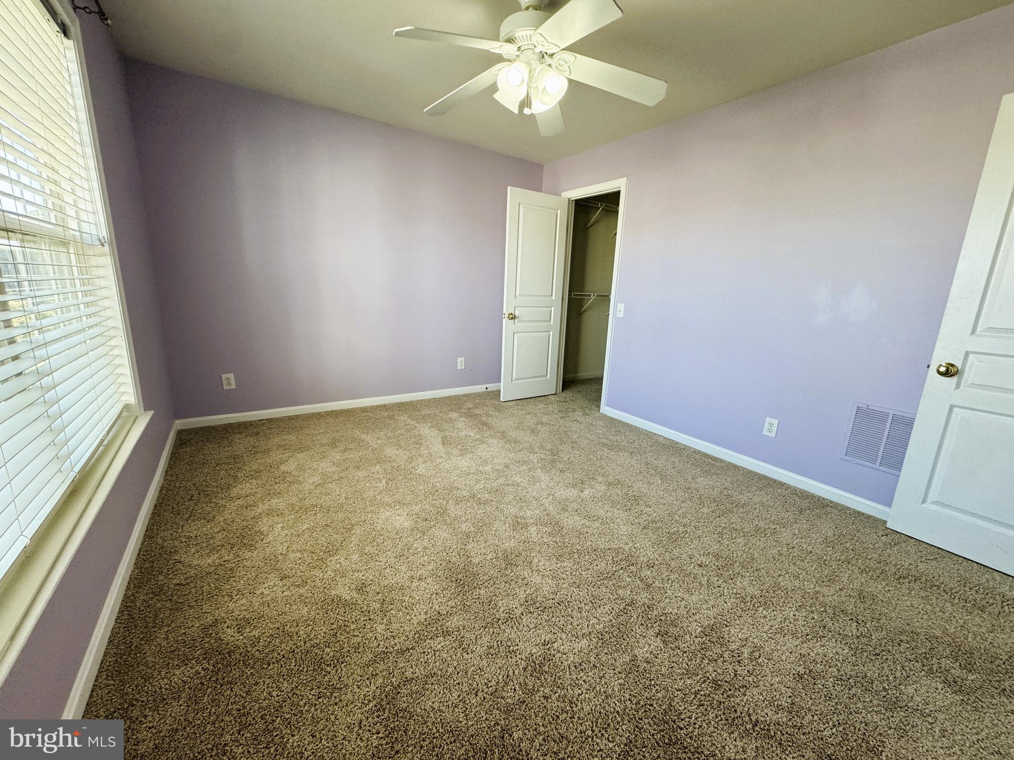 LONGFORD CROSSING - Residential