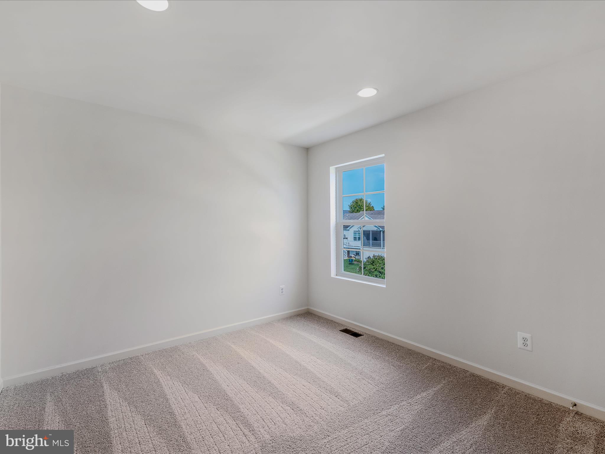 OVERLOOK AT RIVERSIDE - Residential Lease