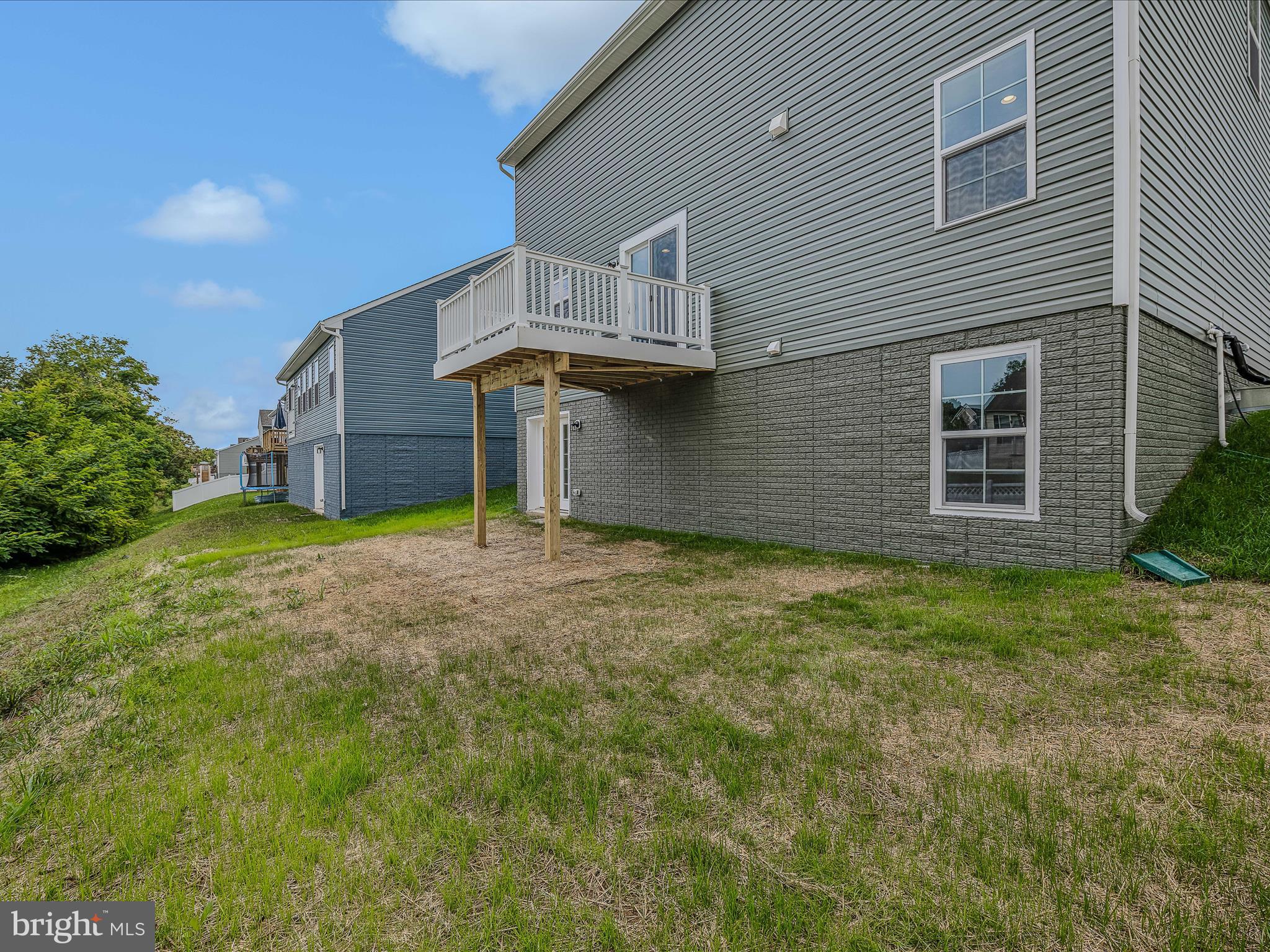 OVERLOOK AT RIVERSIDE - Residential Lease