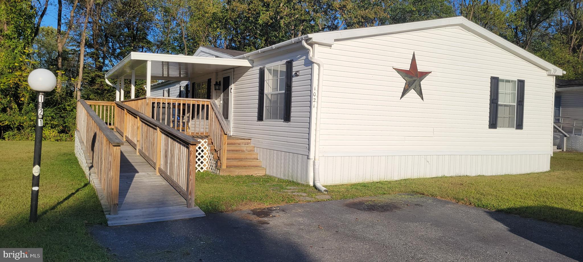 PLEASANT HILLS TR - Residential