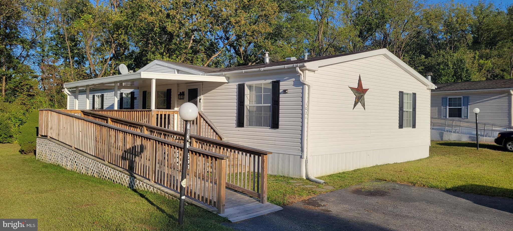 PLEASANT HILLS TR - Residential