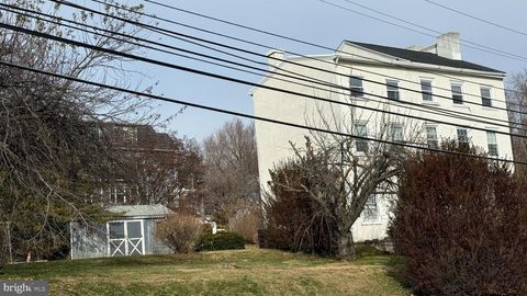 Tiny photo for 281 E Matsonford Road, CONSHOHOCKEN, PA 19428 (MLS # PAMC2163246)