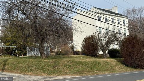 Tiny photo for 281 E Matsonford Road, CONSHOHOCKEN, PA 19428 (MLS # PAMC2163246)