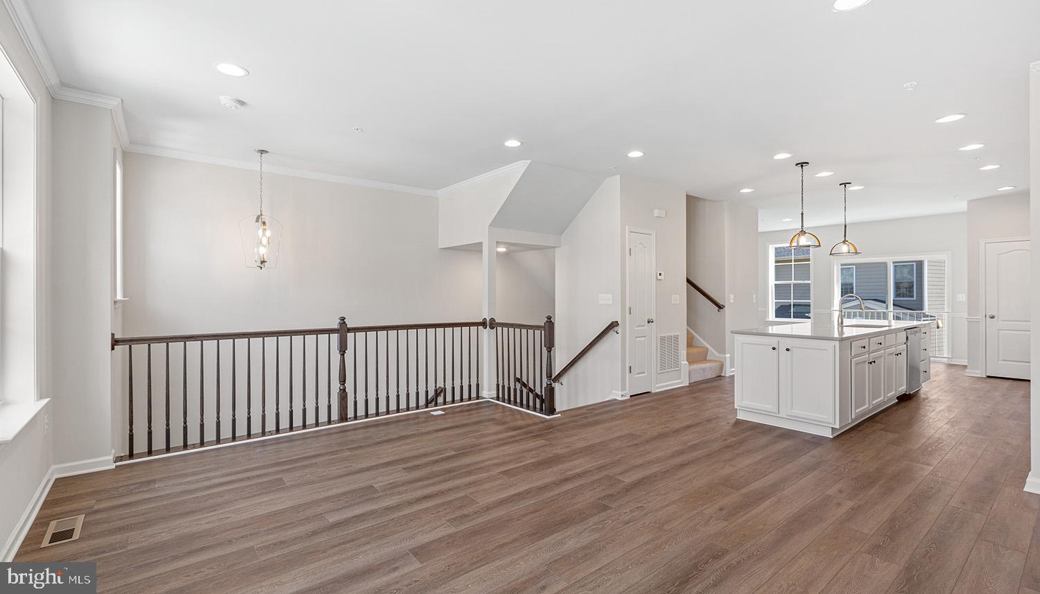 ARUNDEL GROVE - Residential