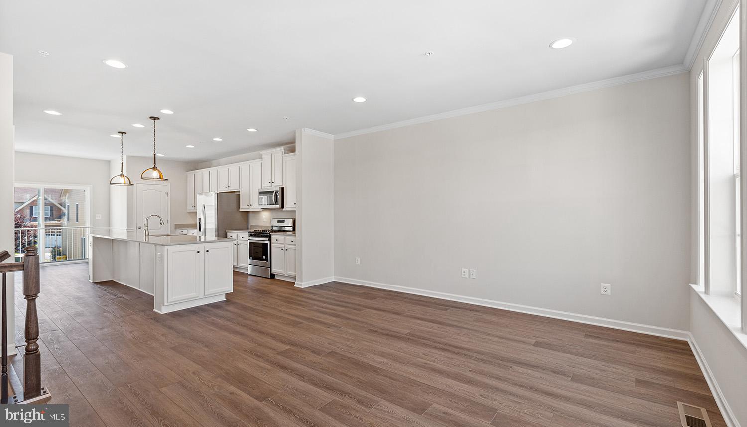 ARUNDEL GROVE - Residential