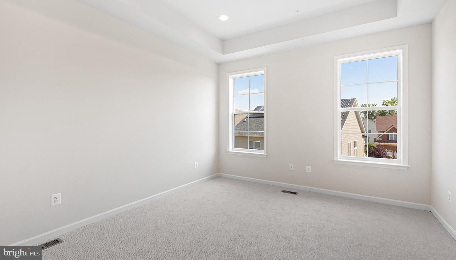 ARUNDEL GROVE - Residential