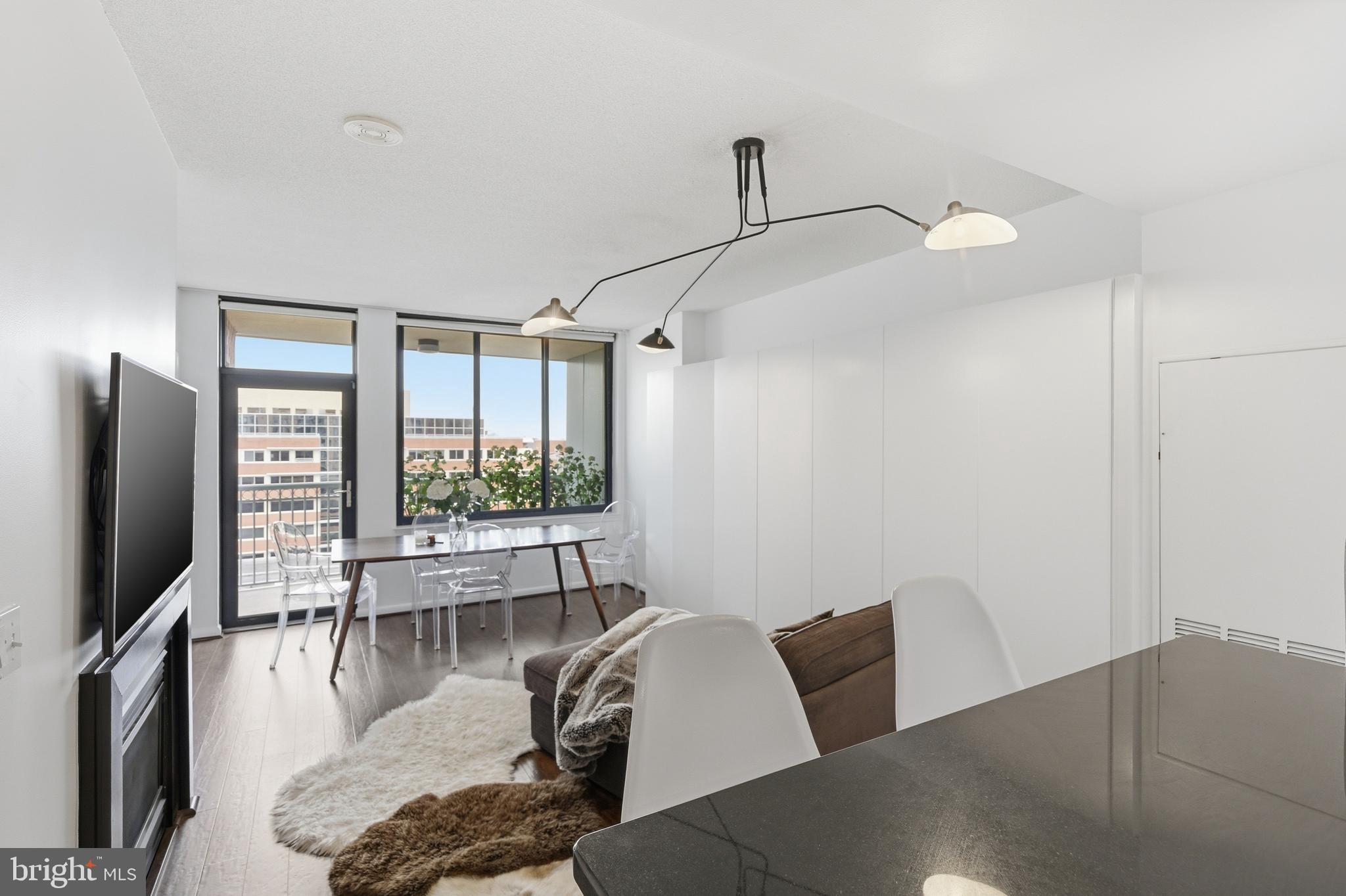 851 N GLEBE ROAD 915