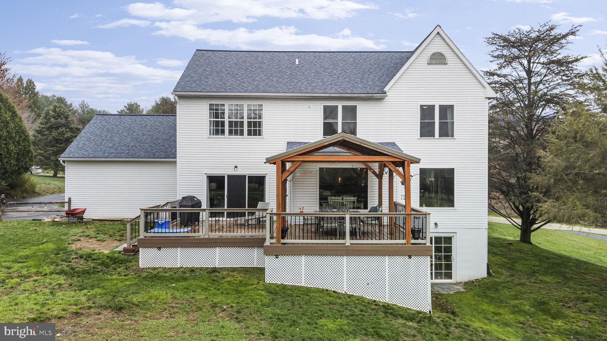 HEATHER FIELDS - Residential