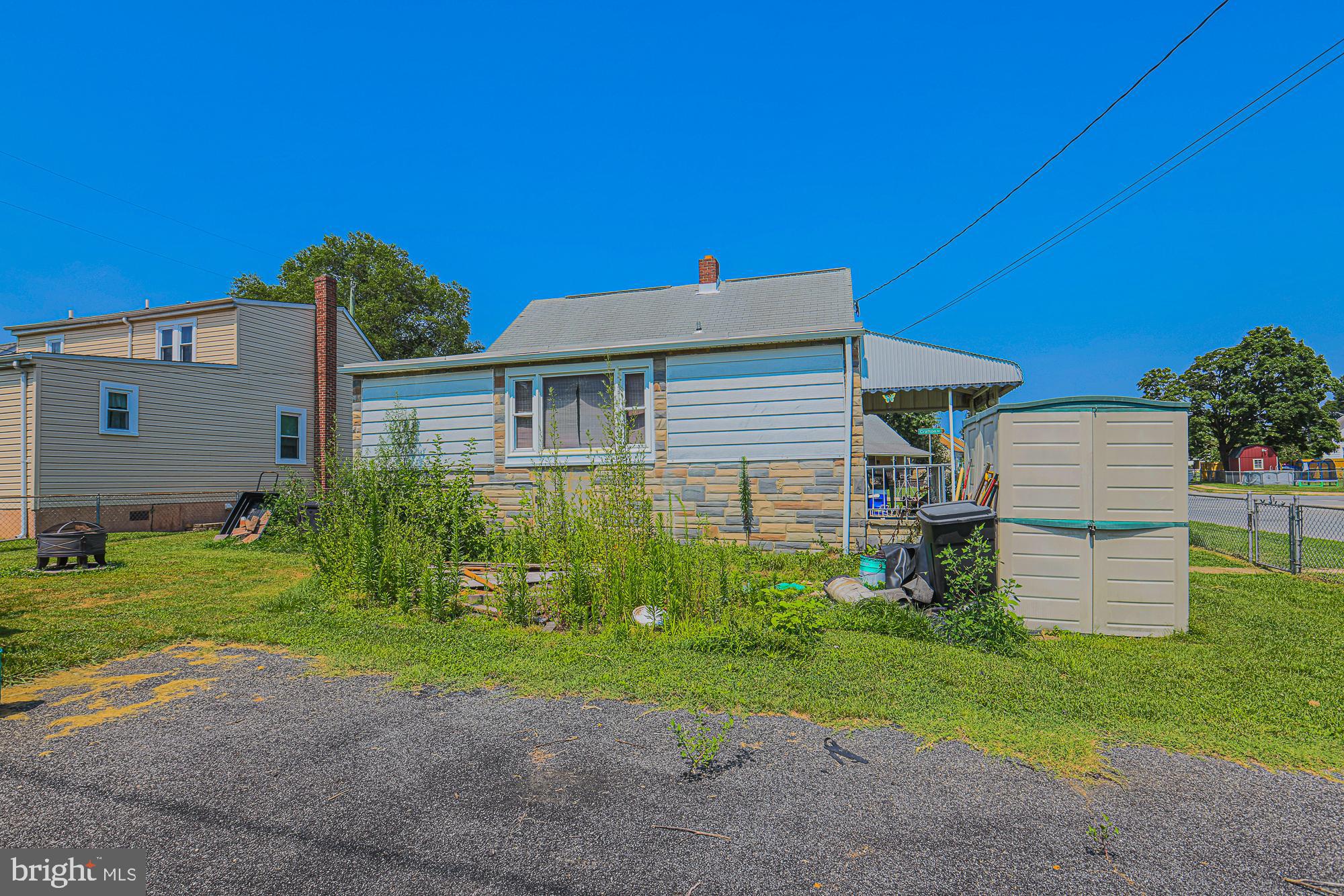 EASTERN TERRACE - Residential