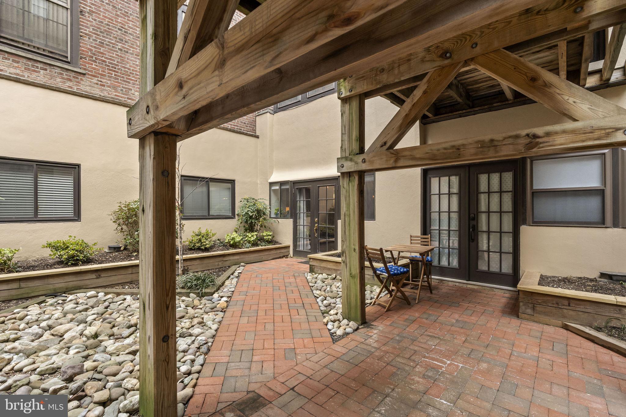 OLD CITY - Residential