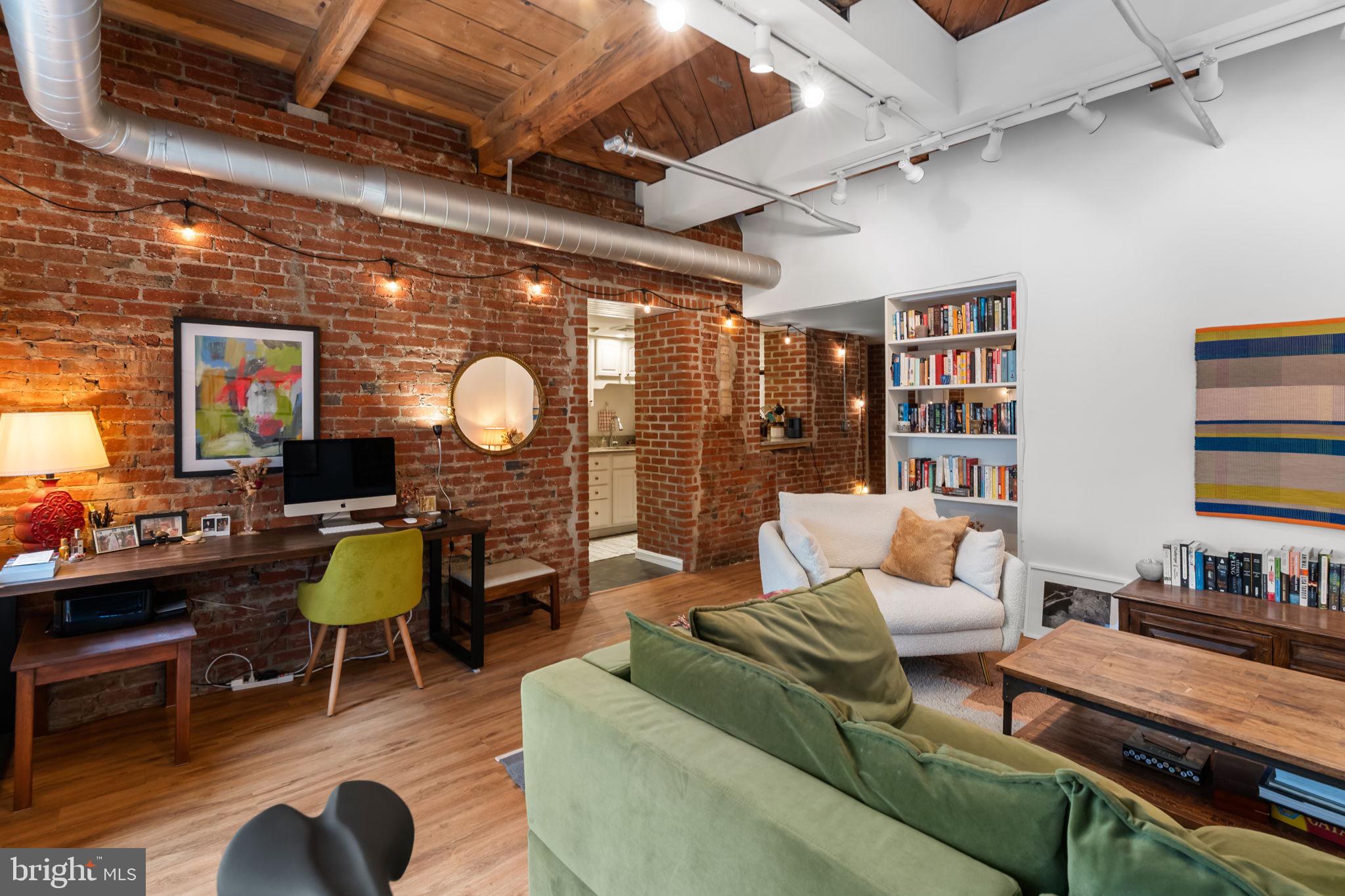 OLD CITY - Residential