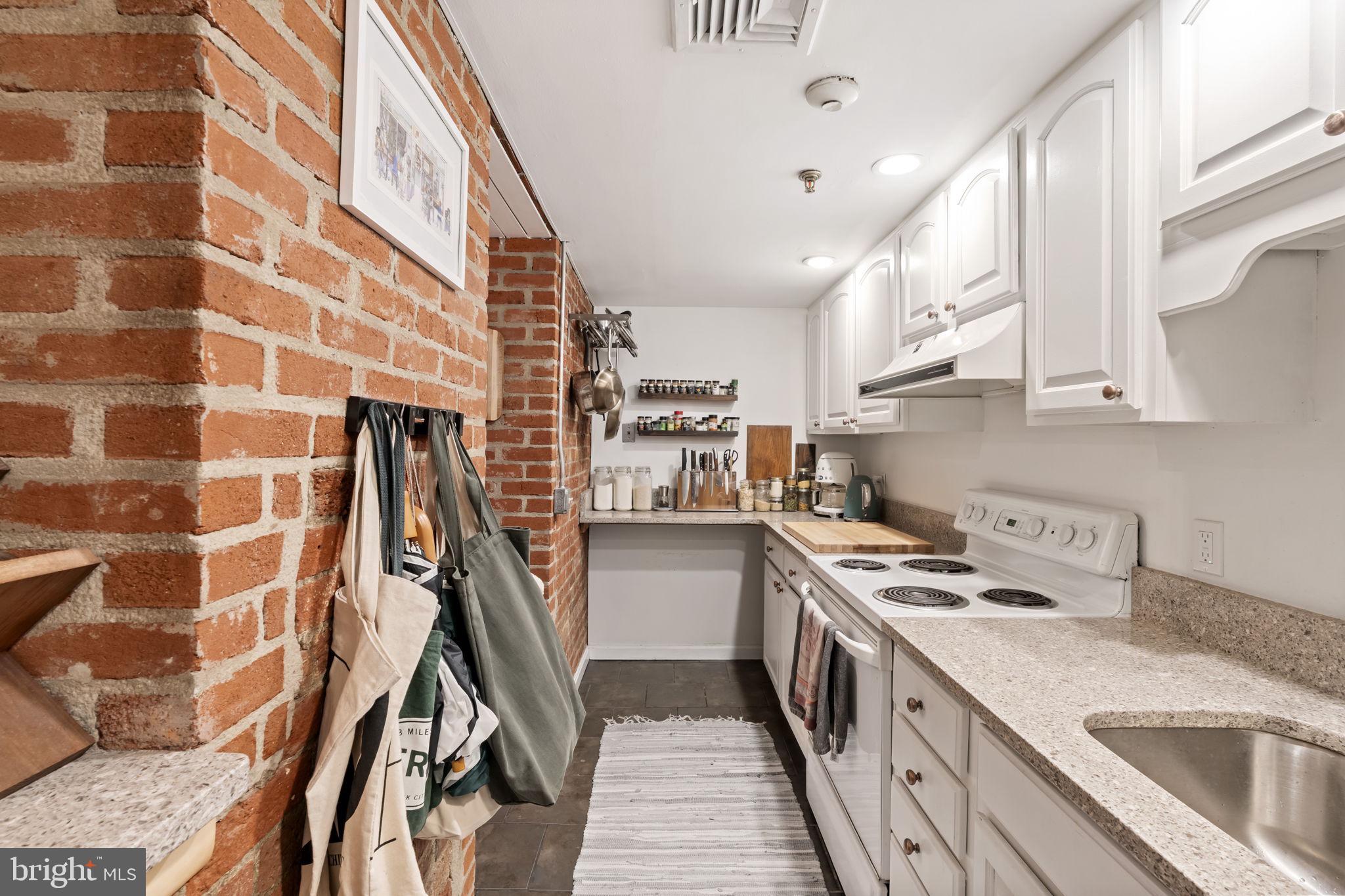 OLD CITY - Residential