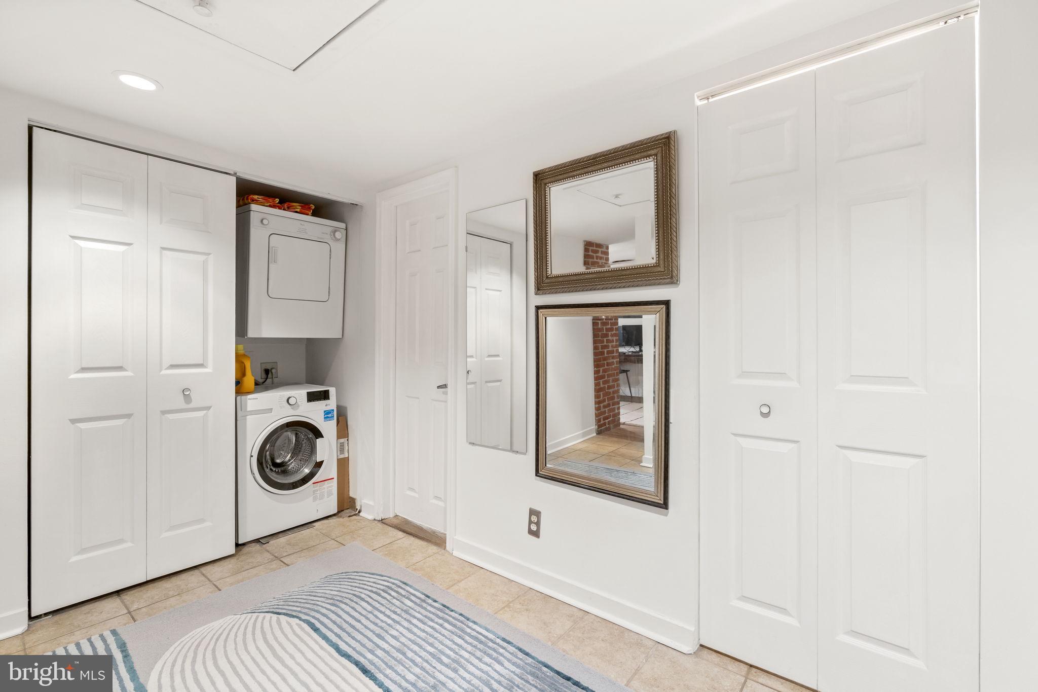 OLD CITY - Residential